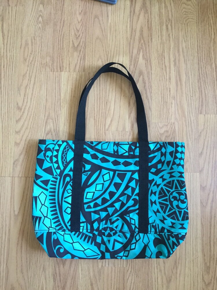 Hawaiian print tote bag lined in denim locally by OmaopioStyle