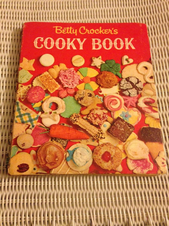 Betty Crocker's Cooky Book 1960 by PiratebyNight on Etsy