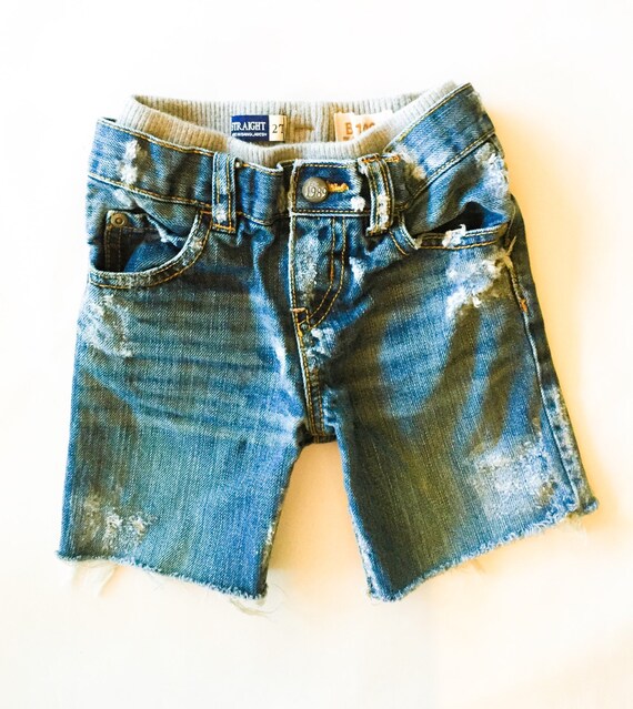 Size 2T. Toddler boy jean shorts. Toddler boy shorts. Toddler