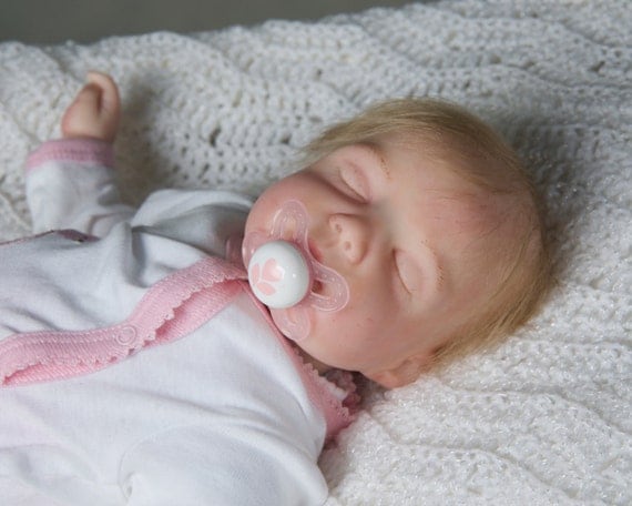 Reborn Baby Angelica from the Bella Sculpt by NonasRebornAngel