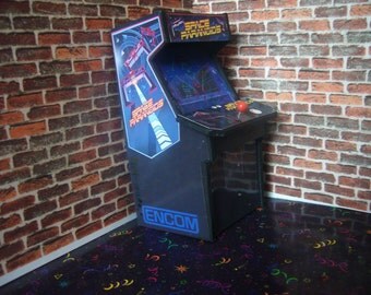 Space Paranoids  Miniature Arcade Machine Model - 1/12th Scale