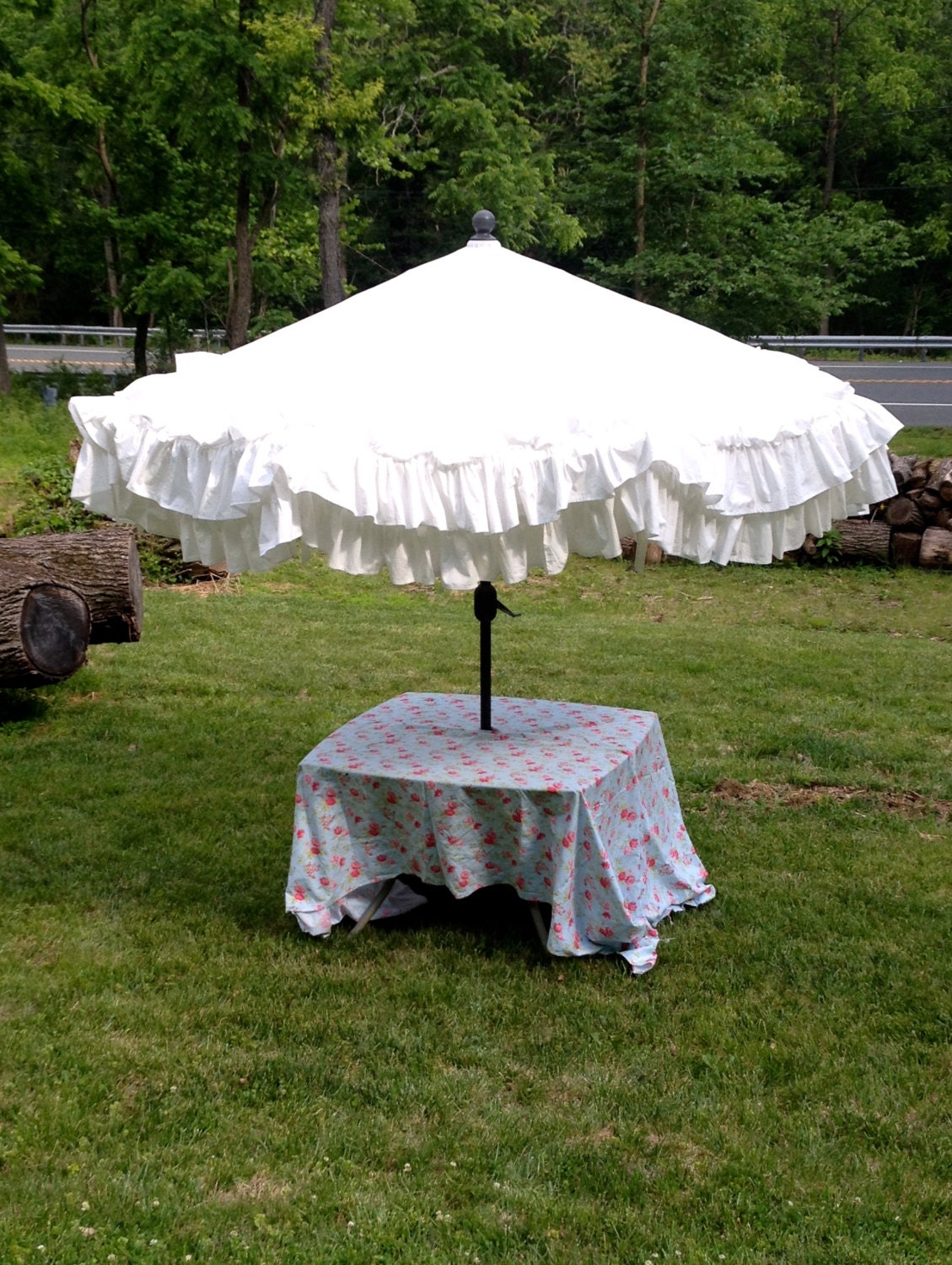 Shabby Ruffled White Umbrella Cover