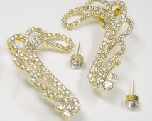 Tiny Daisy Chain Ear Cuff In Silver | Lisa Angel