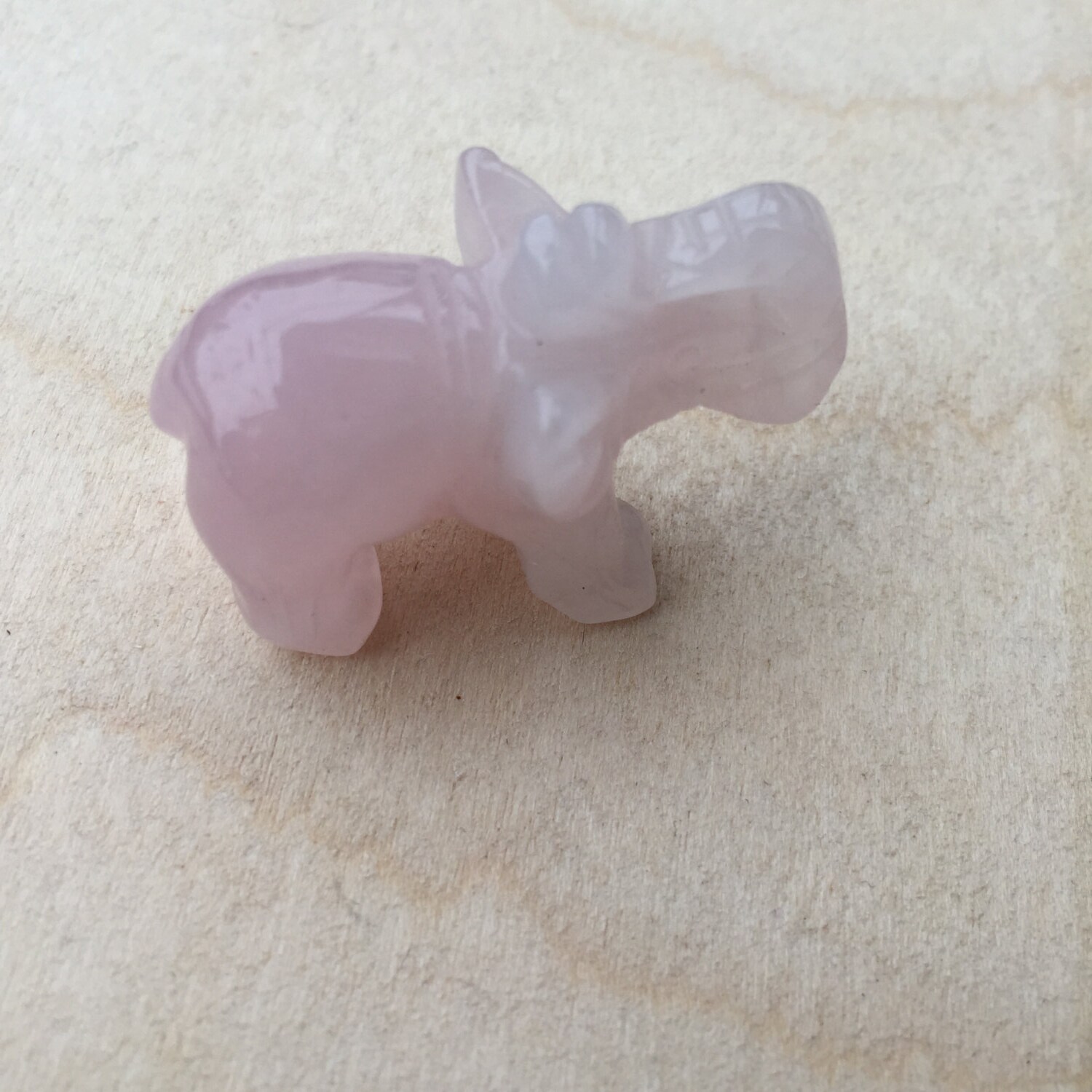 quartz elephant figurines