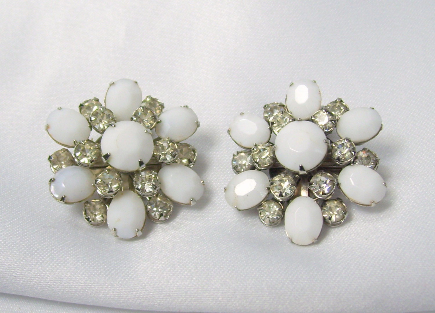 Vintage Weiss Rhinestone Earrings White Milk by ReVampingVintage