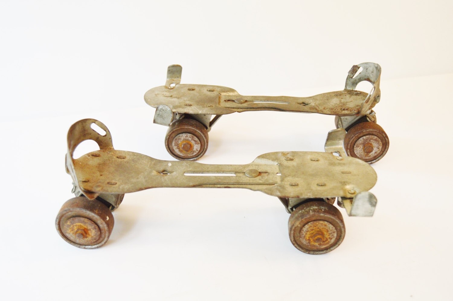 Vintage Metal Roller Skates with Skate Key by SassytrashAntiques
