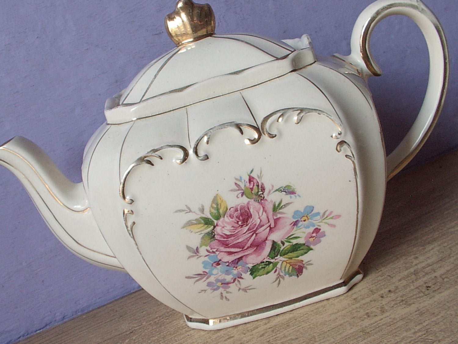Vintage English teapot Sadler Teapot Pink rose by ShoponSherman