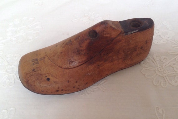 Antique wooden kids shoe last by karmolijntje on Etsy