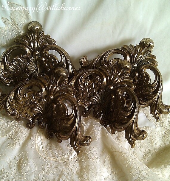 4 Ornate Vintage Metal Appliques Frame Corners Furniture