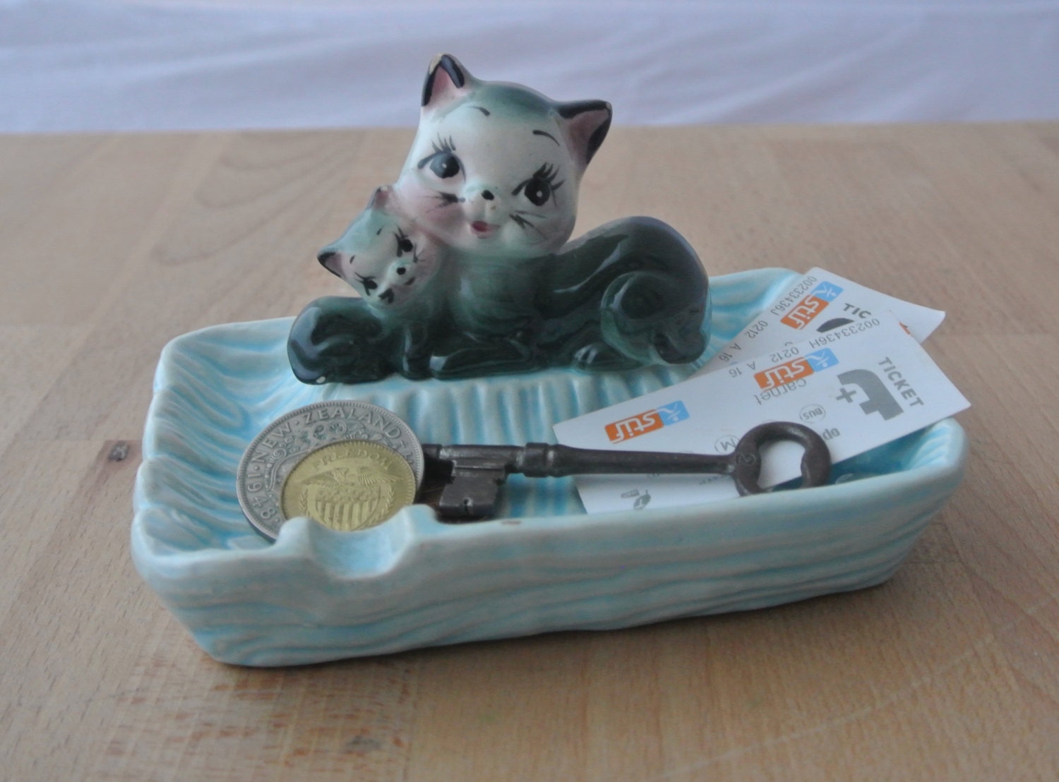 Vintage Kitsch Kitty Cat Ashtray / Trinket Dish So Cute! Haute Juice