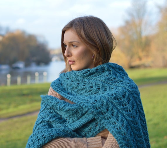 KNITTING PATTERN Kinvara Shawl Wrap Improving Beginner Chunky