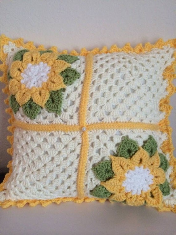 Crochet Pillowcase Crochet Pillow case Floral Pillow Throw