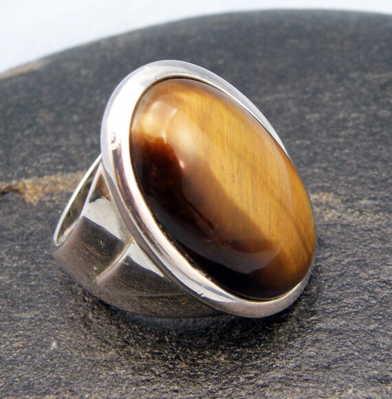 Vintage Natural Tiger's Eye Quartz with Ruby accent Ring
