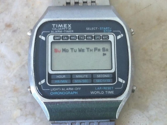timex square digital watch