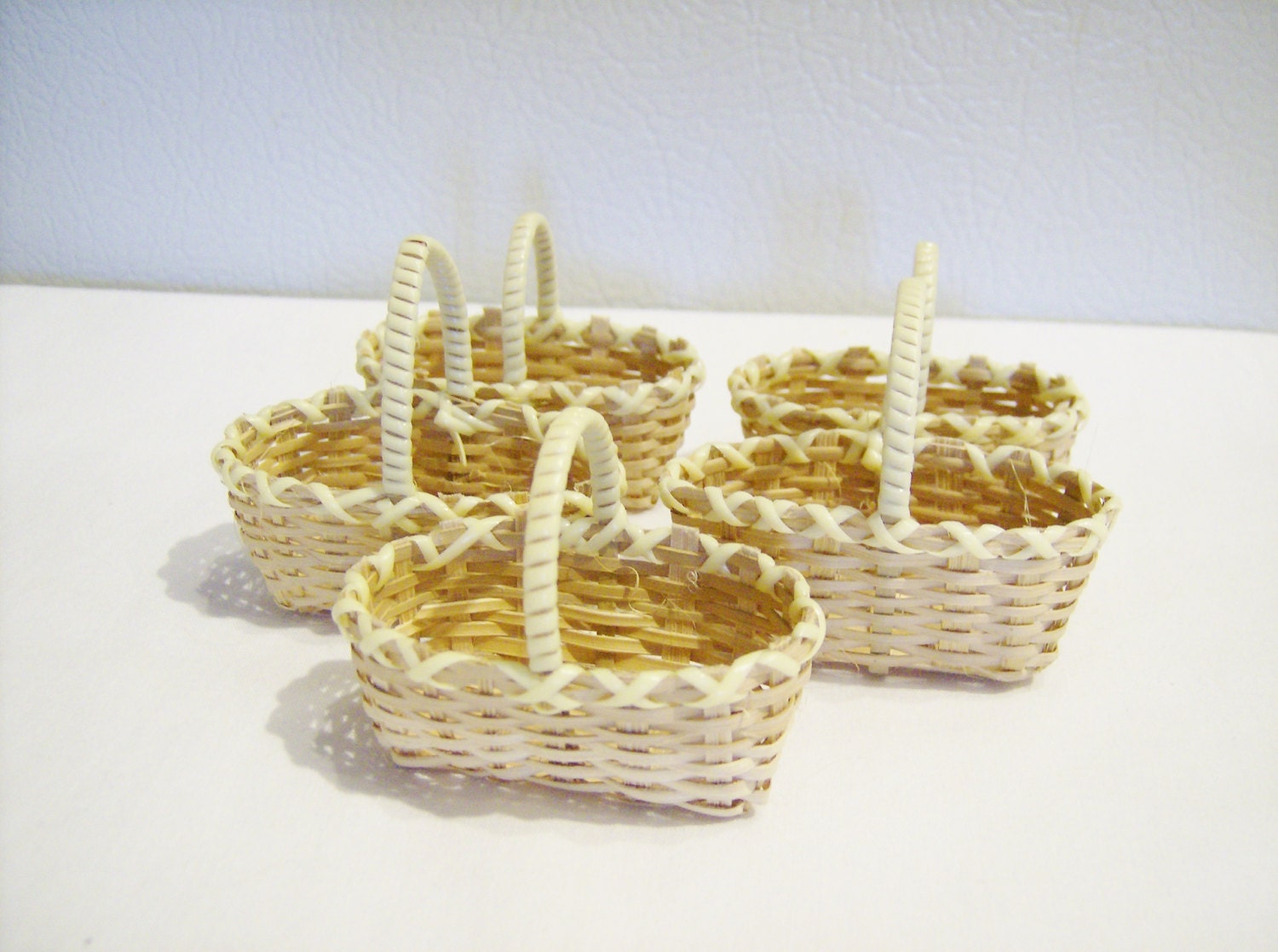 5 Miniature baskets mini doll baskets mini woven baskets