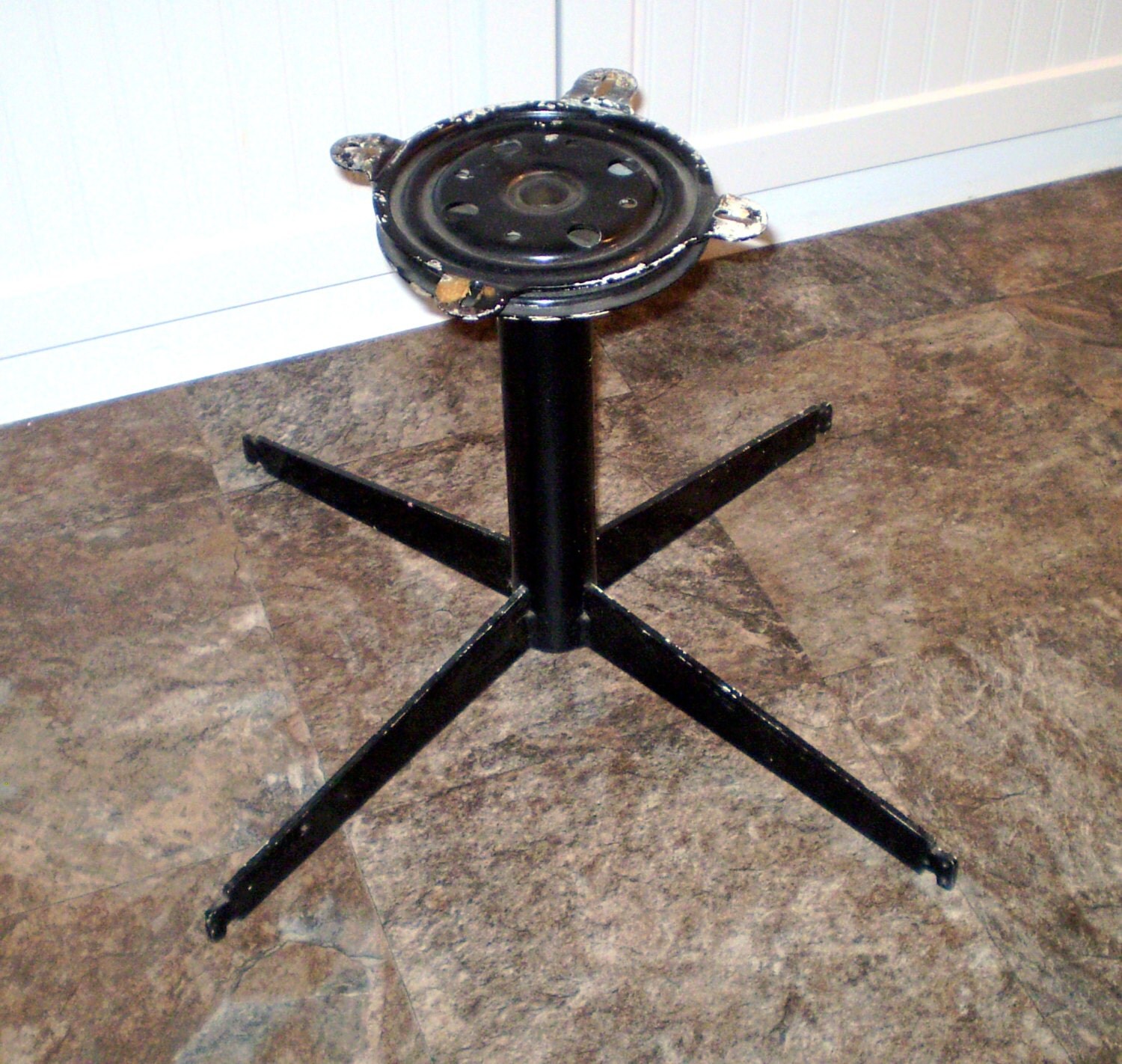 Vintage IRON SWIVEL BASE For Table Or Chair 13″ Black Metal For Parts Restore Repair Craft
