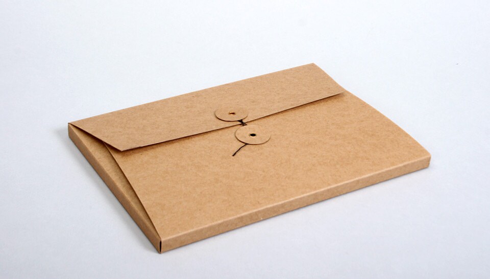 Japanese File Folder with pullclosure from tyypBerlin on Etsy Studio