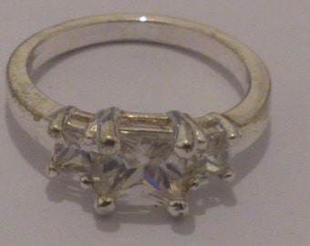 vintage sterling silver three stone cubic zirconia ring