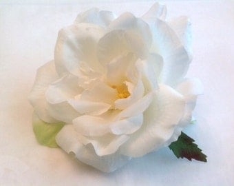 White Garden Rose Hair bridal hair pin white rose wedding rose hair pin flower White Garden Rose Hair bridal hair pin white rose wedding rose hair pin flower