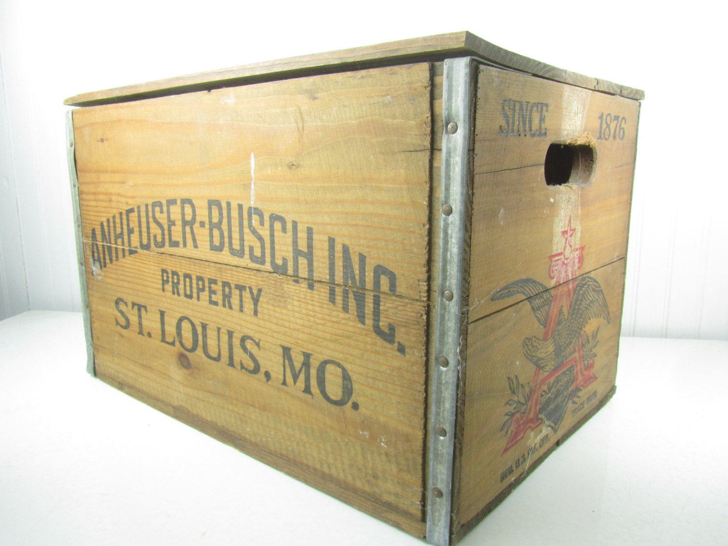 Anheuser-Busch Vintage Beer Crate - Large