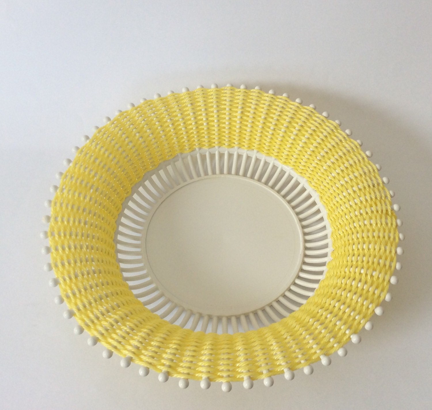 Vintage fruit bowl basket large plastic by