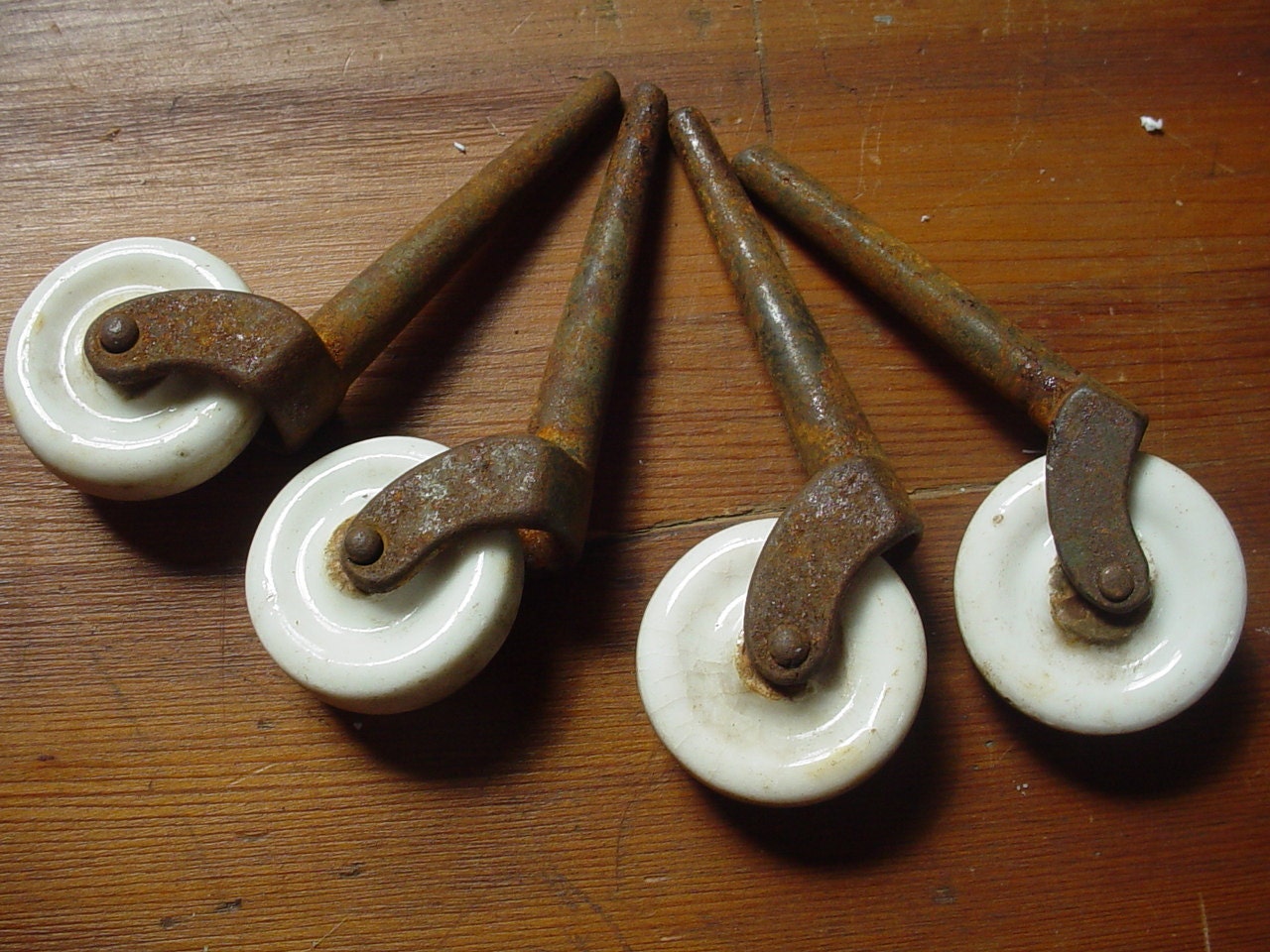 Porcelain Wheels Set of 4 Antique Wheels 4 Antique Furniture