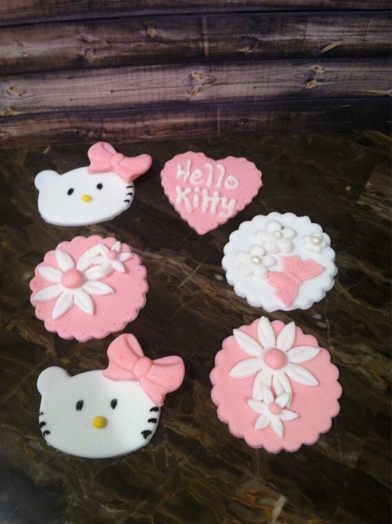 Edible Fondant Kitty Cat Cupcake Toppers by SweetPrincesses2