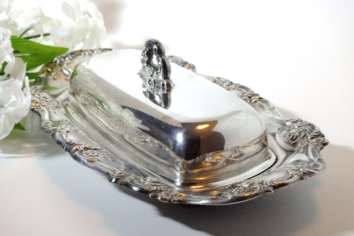 Towle Silver Plate Butter Dish and Glass Insert Old Master
