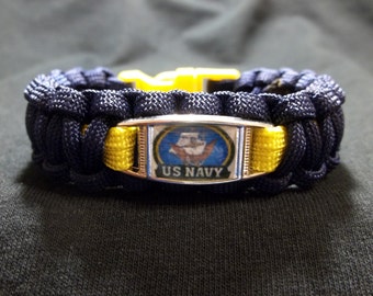 HANDMADE United States Navy Veteran 550lb Paracord Survival Bracelet w/ Buckle