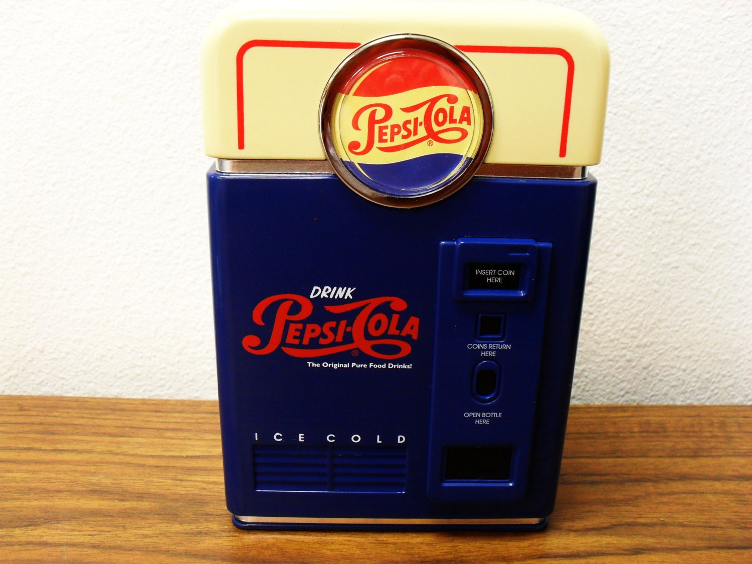 Vintage Pepsi Cola Vending Machine Coin Bank Haute Juice