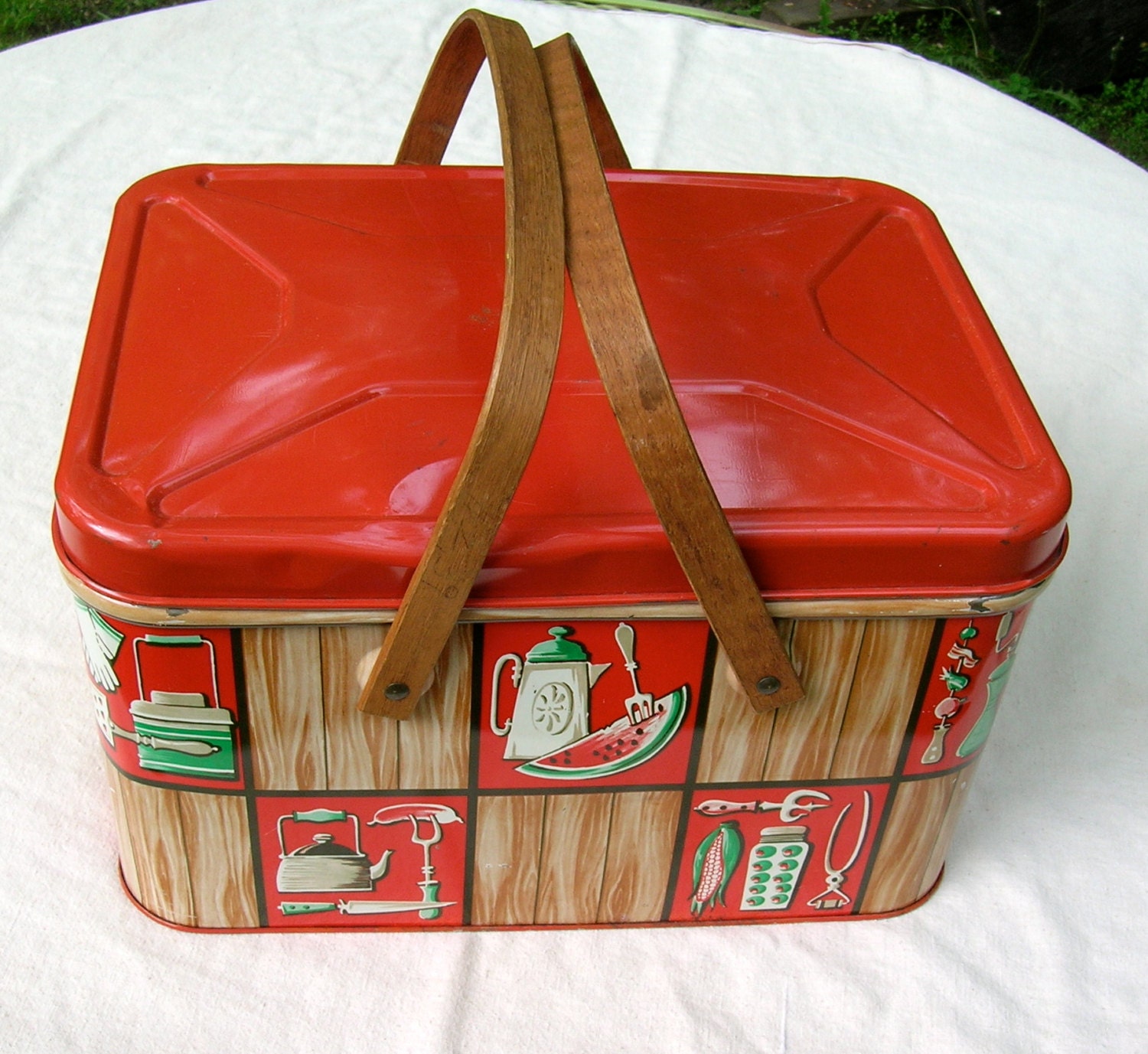 SALE ITEM Decoware Metal Picnic Basket 1950's Metal