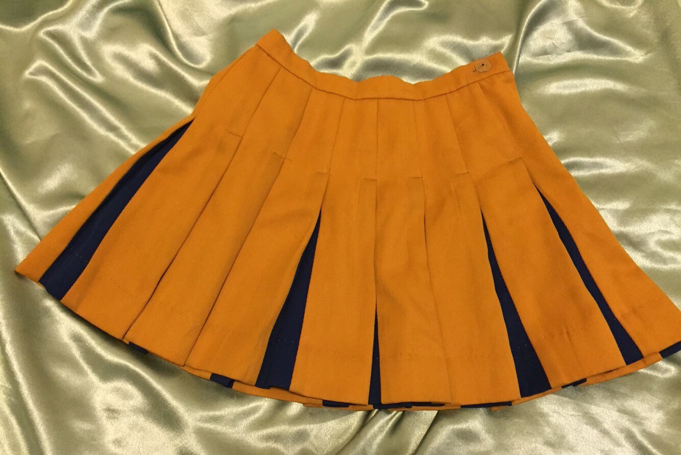 90s pleated cheer girl mini skirt