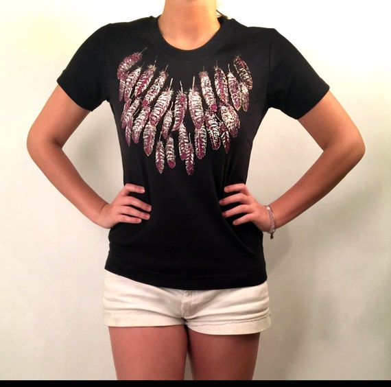 Women Black TShirt Pink and White Feather Collar by KATandLuLu
