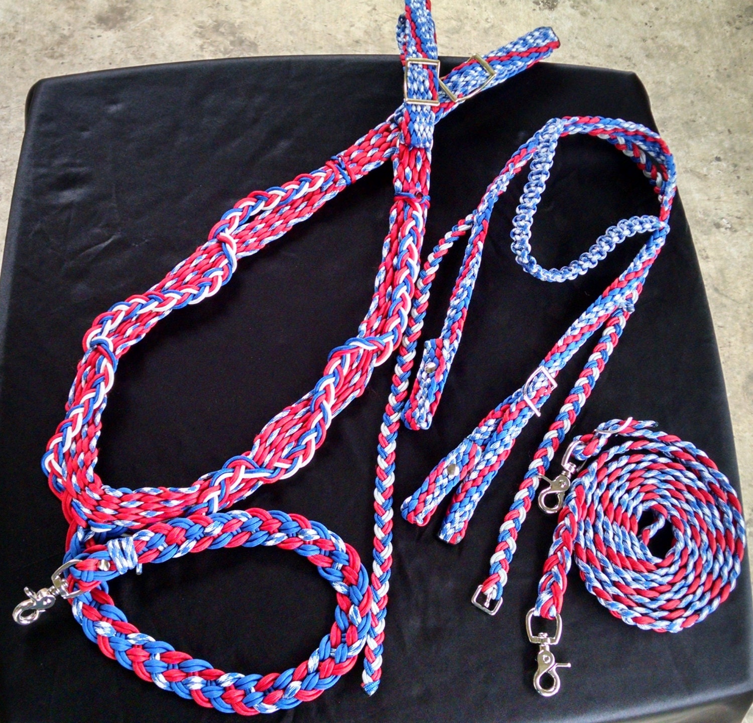 Horse Tack: Paracord Bridle/ Barrel Reins Standard horse size