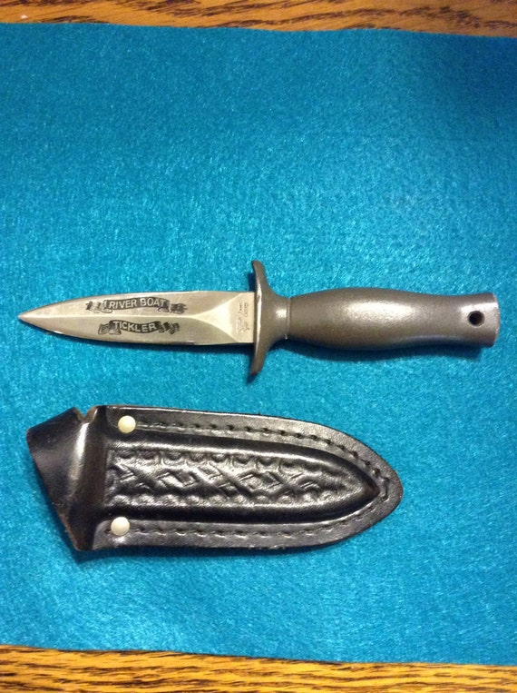 Frost Cutlery Boot Knife River Boat Tickler