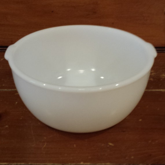 Glasbake Milk Glass Mixing Bowls Made By Sunbeam