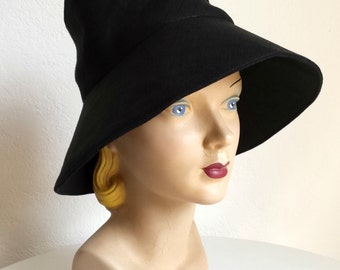 Retro Sun Hat in Black Linen - Made To Order - 3 WEEKS FOR SHIPPING