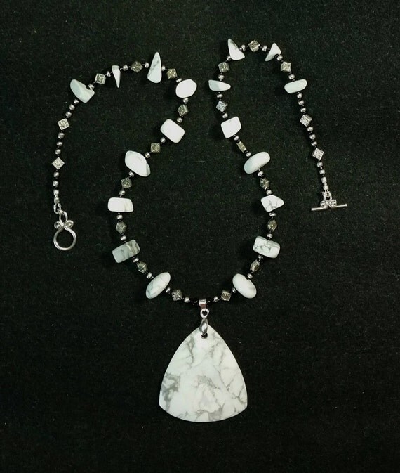 White Marble Triangular Pendant Necklace