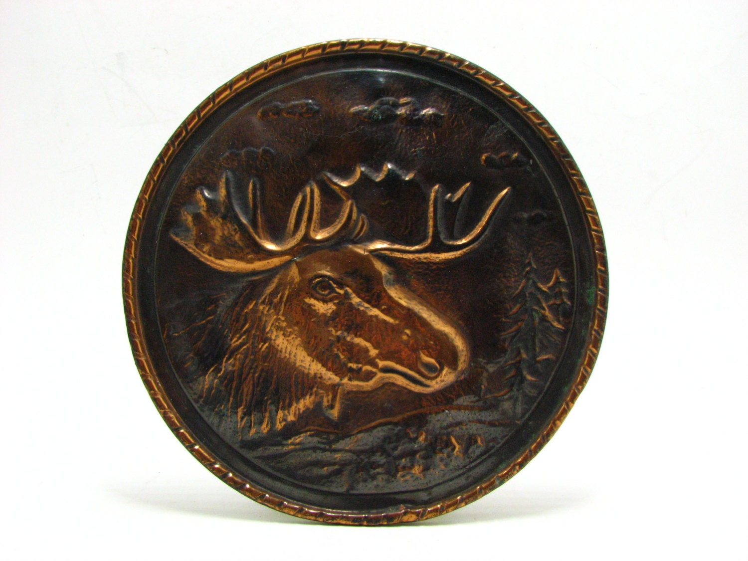 Vintage Copper Deer Wall Art / Round Engraved Home Decor