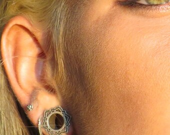 Tribal Lotus Tunnel, 7mm Plugs, 10mm Plugs, Brass Ear Tunnels, Ear Gauges, Ear Plugs, Gauge Jewelry, Plugs And Tunnels