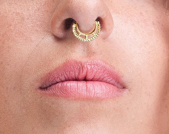 Septum Ring 16g, Gold Septum Ring, Septum Jewelry, Nose Ring, 18g Nose RIng, Cartilage, Earring, Tragus, Gold Body Piercing, Rook