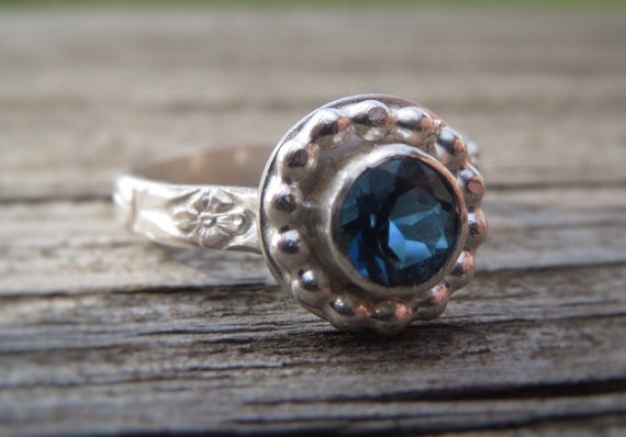 Vintage inspired engagement rings london