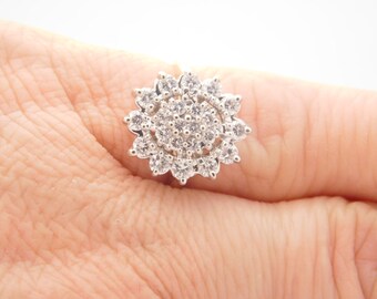 1.00 Carat Total Weight Ladies Round Cut Diamond Ring Yellow Gold 14K
