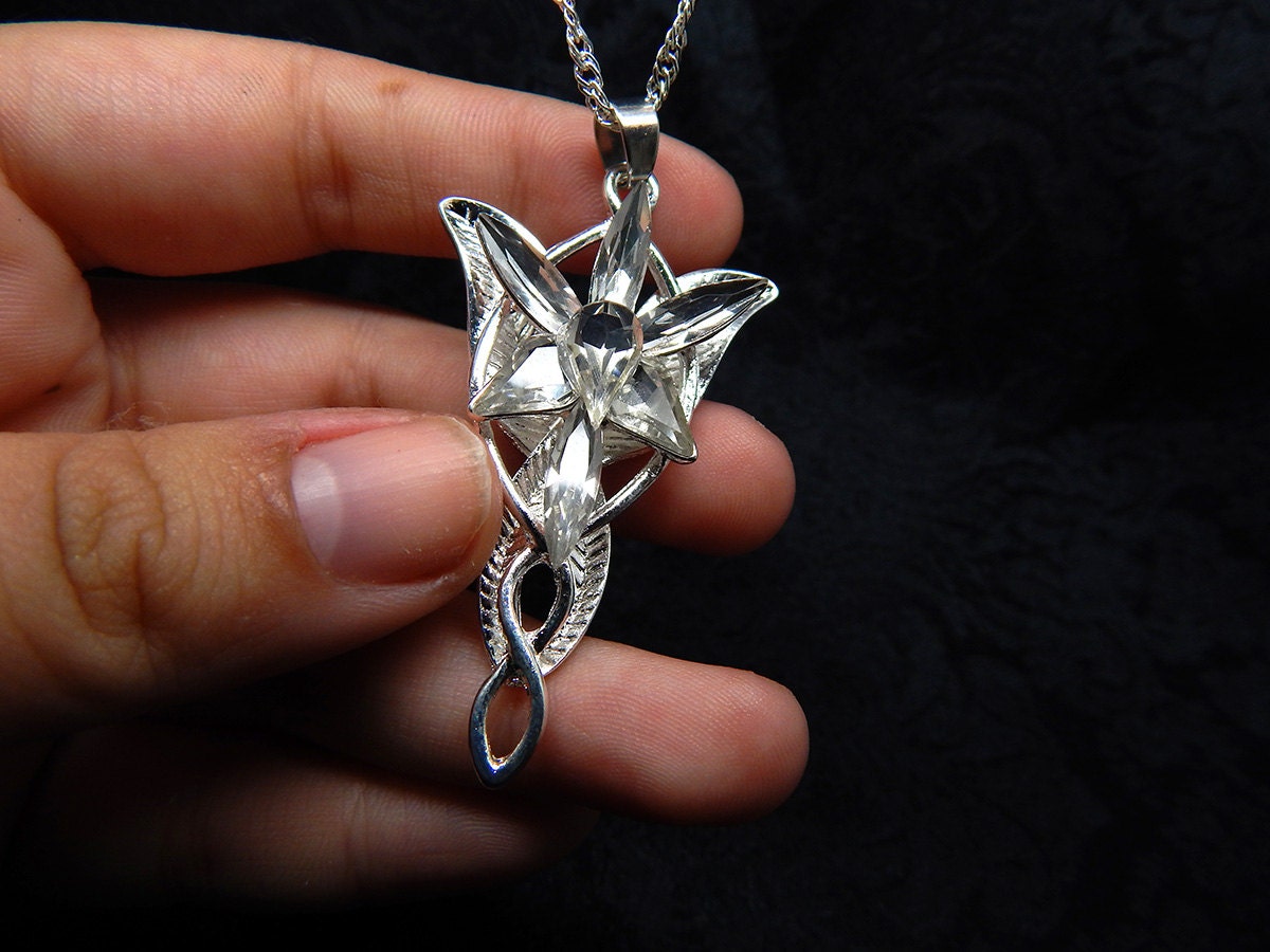 Lord Of The Rings Aragorn Necklace Elven Leaf Arwen Evenstar 