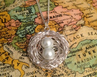 2 Pearl Birds Nest Mother's Necklace