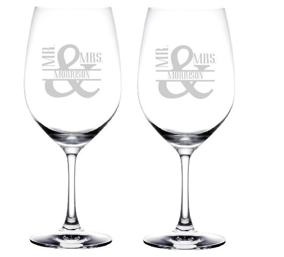 Items similar to Wedding Wine Glasses, Anniversary Wine Glasses, Etched