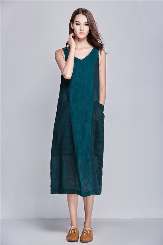 Long Linen Dress in Dark Green / Sleeveless Green by camelliatune
