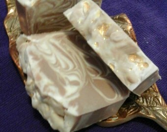 Wild Mountain Honey Soap / Handmade Bar Soap / Artisan Soap / Luxury Soap / Scented Soap / Bar Soap / Gift Soap