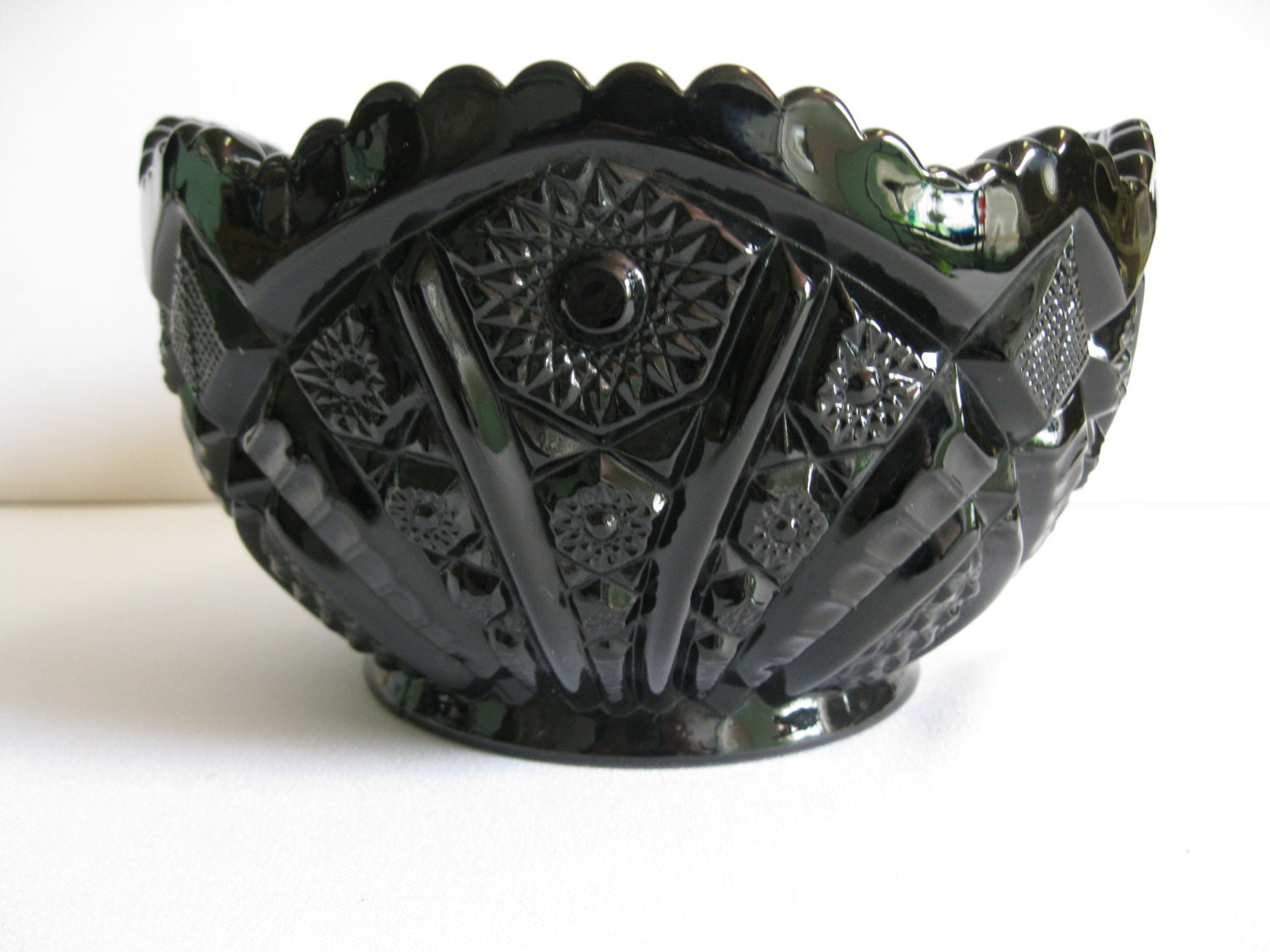 Indiana Glass Tiara Exclusives Monarch Black 8 1/4 Serving