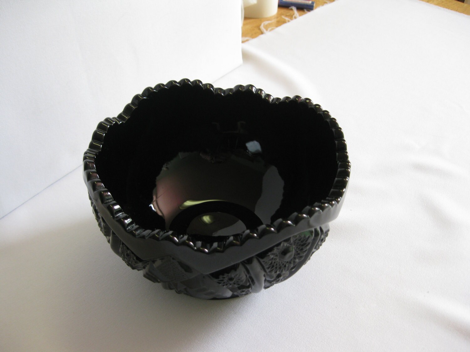 Indiana Glass Tiara Exclusives Monarch Black 8 1/4 Serving